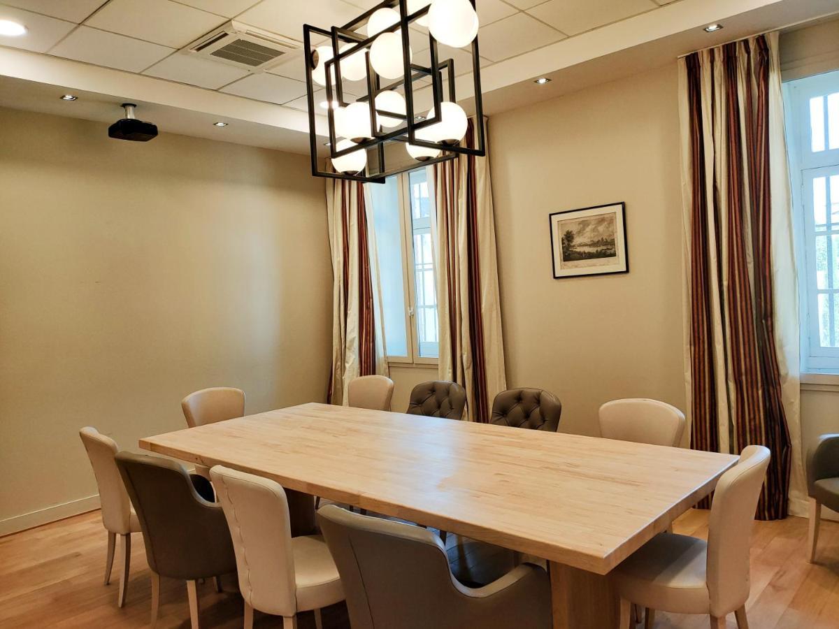 Abbaye Des Capucins Spa & Resort มงโตบ็อง ภายนอก รูปภาพ