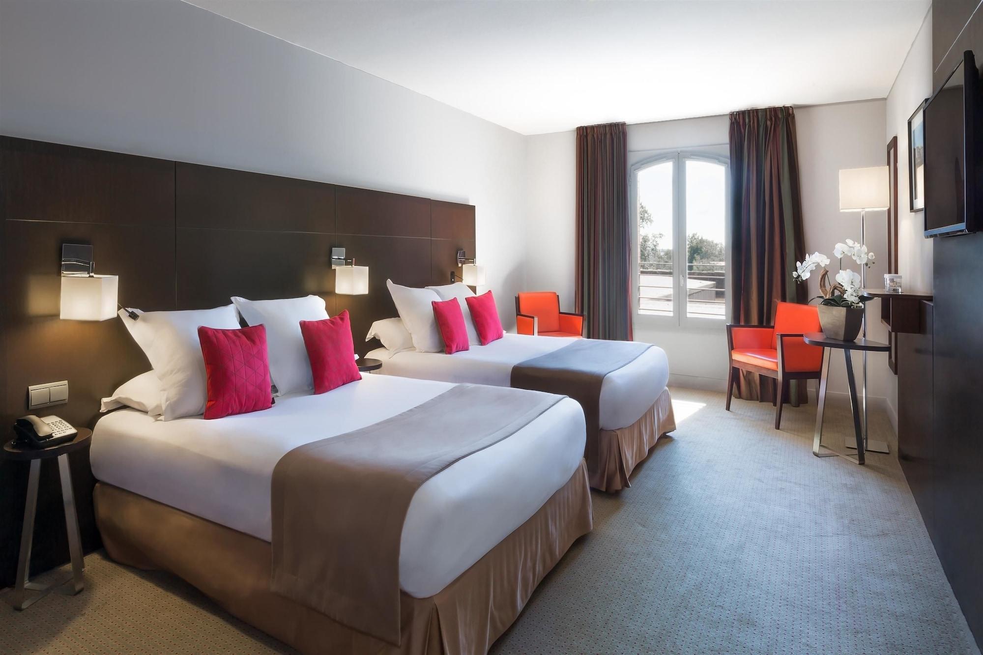 Abbaye Des Capucins Spa & Resort มงโตบ็อง ภายนอก รูปภาพ