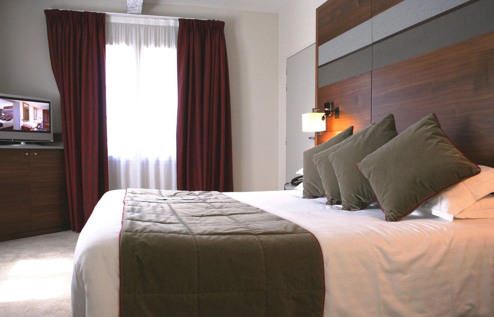 Abbaye Des Capucins Spa & Resort มงโตบ็อง ภายนอก รูปภาพ