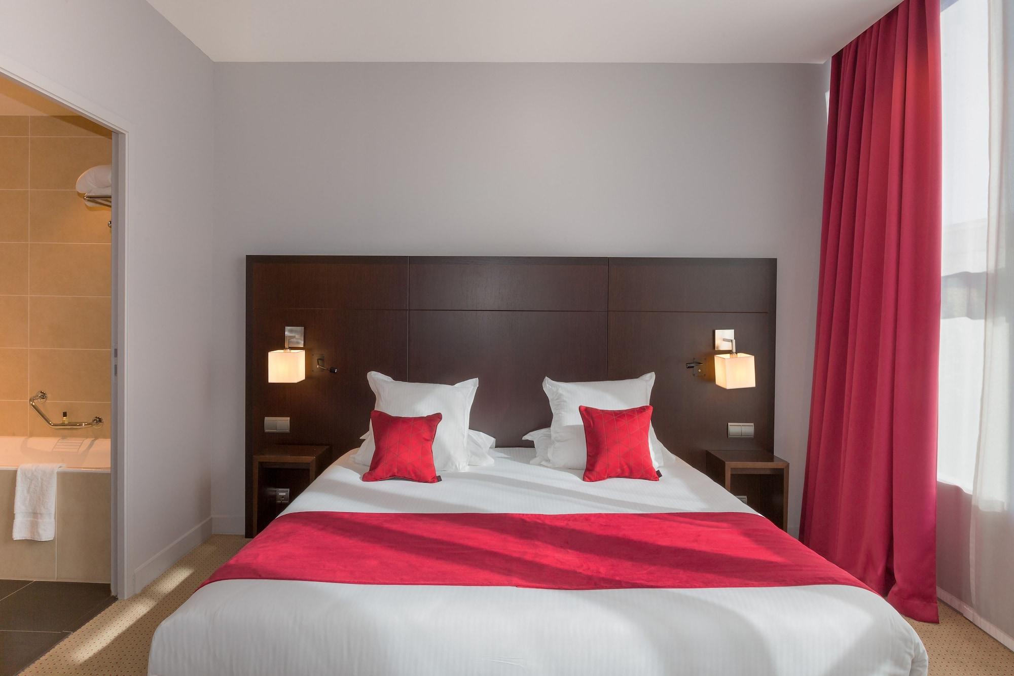 Abbaye Des Capucins Spa & Resort มงโตบ็อง ภายนอก รูปภาพ