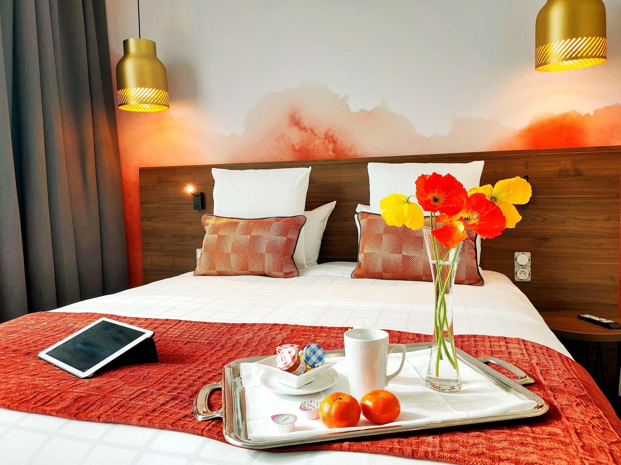Abbaye Des Capucins Spa & Resort มงโตบ็อง ภายนอก รูปภาพ