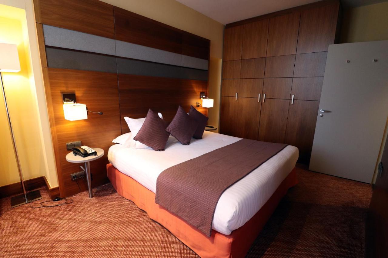 Abbaye Des Capucins Spa & Resort มงโตบ็อง ภายนอก รูปภาพ