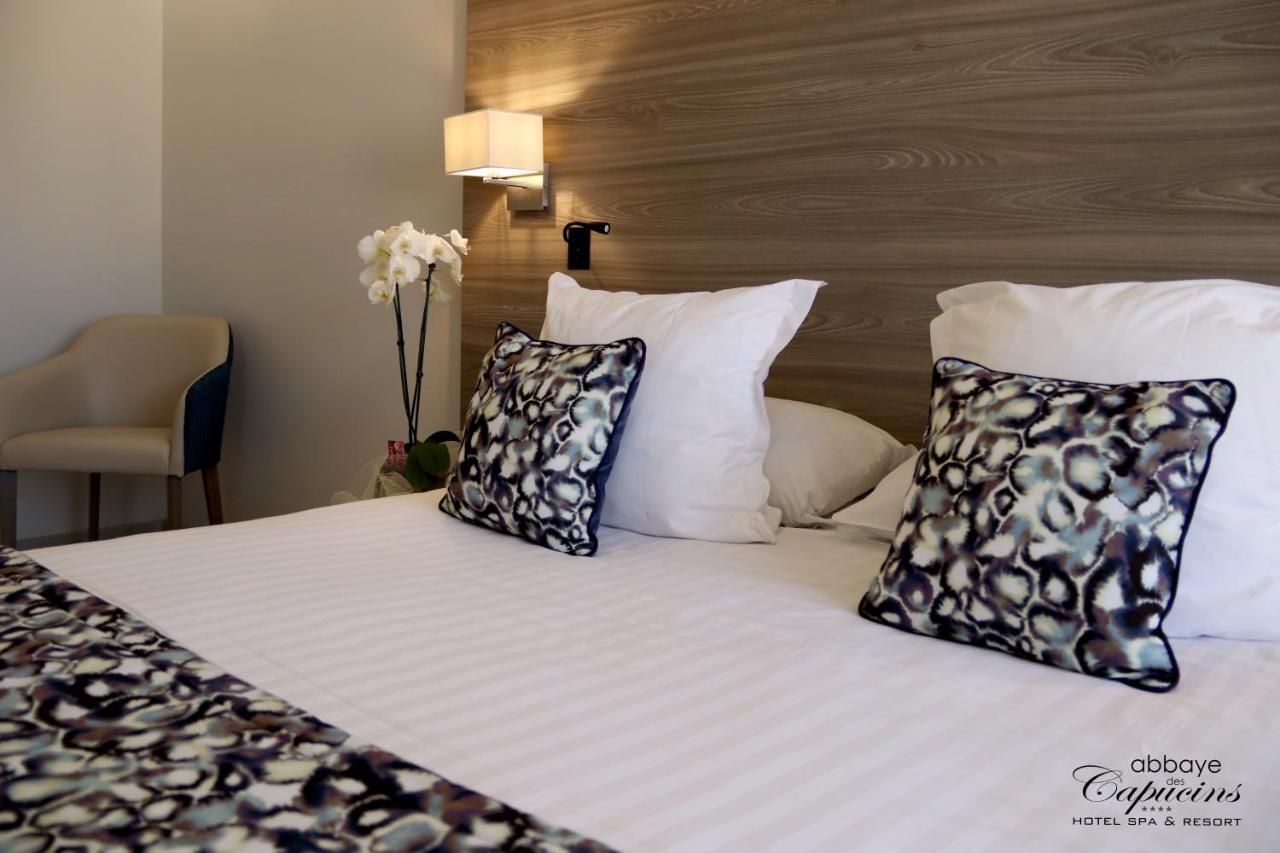 Abbaye Des Capucins Spa & Resort มงโตบ็อง ภายนอก รูปภาพ